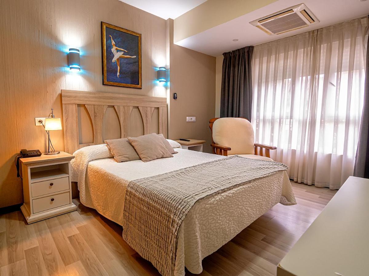 Hostal Real 아랑페즈 외부 사진